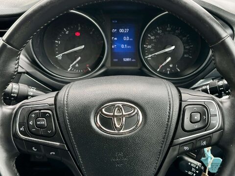 Toyota Avensis 2.0 Avensis Business Edition D-4D 5dr 59