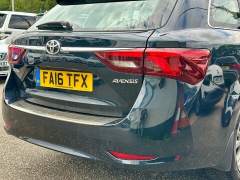Toyota Avensis 2.0 Avensis Business Edition D-4D 5dr 15