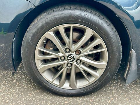 Toyota Avensis 2.0 Avensis Business Edition D-4D 5dr 33