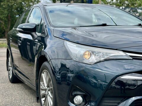 Toyota Avensis 2.0 Avensis Business Edition D-4D 5dr 7