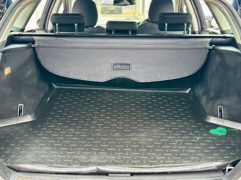 Toyota Avensis 2.0 Avensis Business Edition D-4D 5dr 40