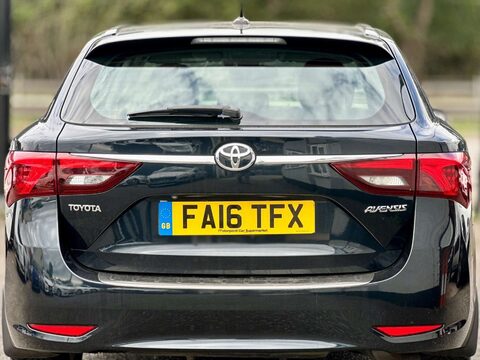 Toyota Avensis 2.0 Avensis Business Edition D-4D 5dr 12