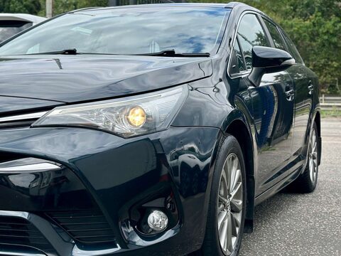 Toyota Avensis 2.0 Avensis Business Edition D-4D 5dr 5