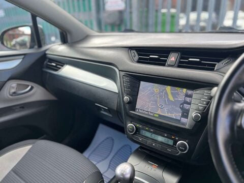 Toyota Avensis 2.0 Avensis Business Edition D-4D 5dr 34