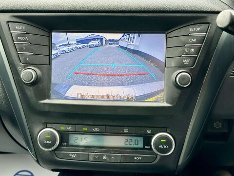 Toyota Avensis 2.0 Avensis Business Edition D-4D 5dr 37