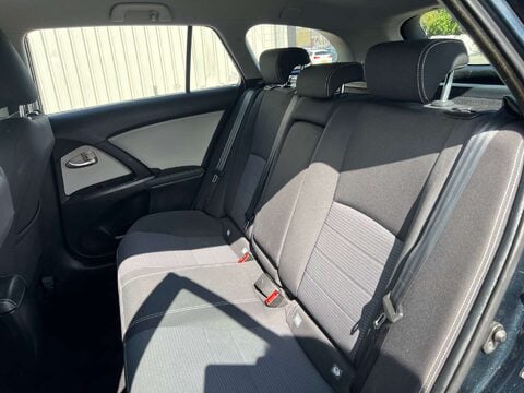 Toyota Avensis 2.0 Avensis Business Edition D-4D 5dr 46