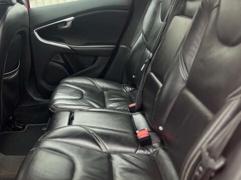 Volvo V40 2.0 V40 R-Design Nav+ D2 5dr 19