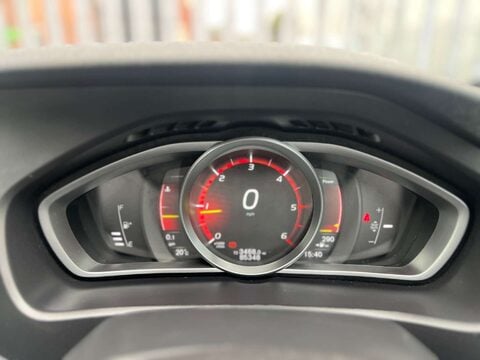 Volvo V40 2.0 V40 R-Design Nav+ D2 5dr 27