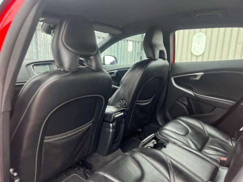 Volvo V40 2.0 V40 R-Design Nav+ D2 5dr 23