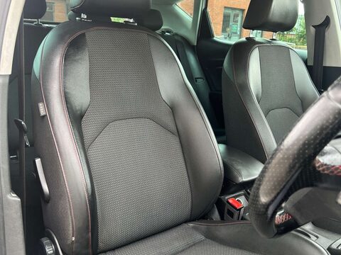SEAT Leon 2.0 Leon FR Technology TDI 5dr 17