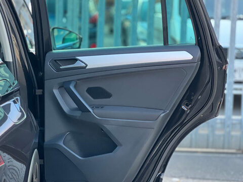 Volkswagen Tiguan 2.0 Tiguan SE TDI BlueMotion Technology 5dr 42