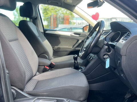 Volkswagen Tiguan 2.0 Tiguan SE TDI BlueMotion Technology 5dr 13