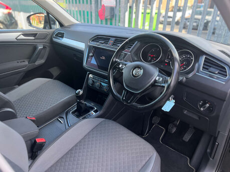 Volkswagen Tiguan 2.0 Tiguan SE TDI BlueMotion Technology 5dr 1