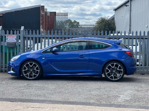 Vauxhall Astra 2.0 Astra VXR 3dr 10