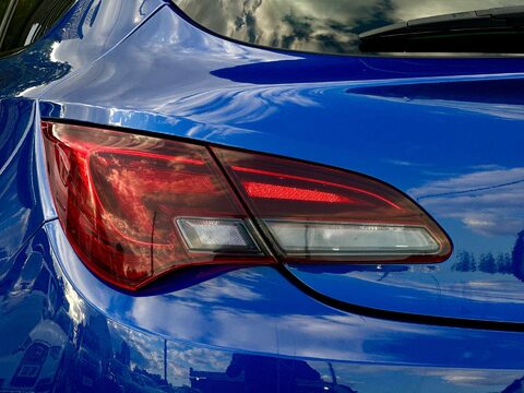Vauxhall Astra 2.0 Astra VXR 3dr 37