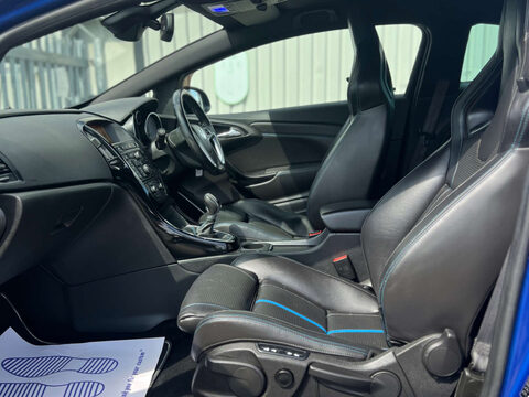Vauxhall Astra 2.0 Astra VXR 3dr 20