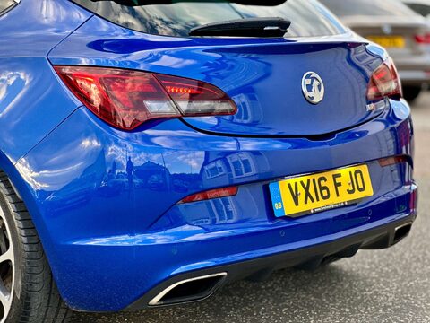 Vauxhall Astra 2.0 Astra VXR 3dr 35