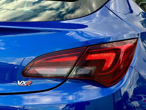 Vauxhall Astra 2.0 Astra VXR 3dr 38
