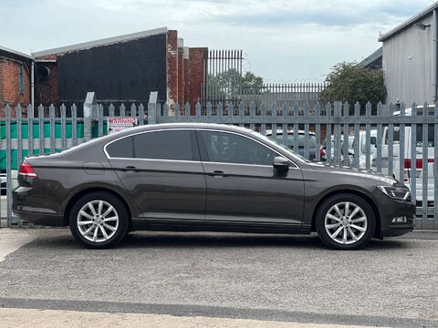 Volkswagen Passat 2.0 Passat SE Business TDI BlueMotion Technology 4dr 33