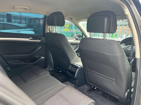 Volkswagen Passat 2.0 Passat SE Business TDI BlueMotion Technology 4dr 41