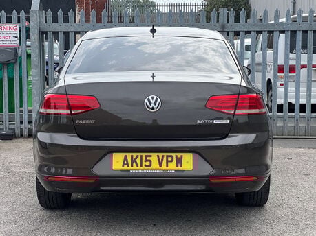 Volkswagen Passat 2.0 Passat SE Business TDI BlueMotion Technology 4dr 2