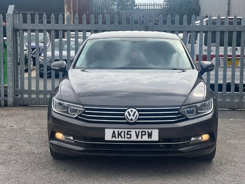 Volkswagen Passat 2.0 Passat SE Business TDI BlueMotion Technology 4dr 28
