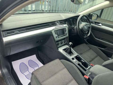 Volkswagen Passat 2.0 Passat SE Business TDI BlueMotion Technology 4dr 12