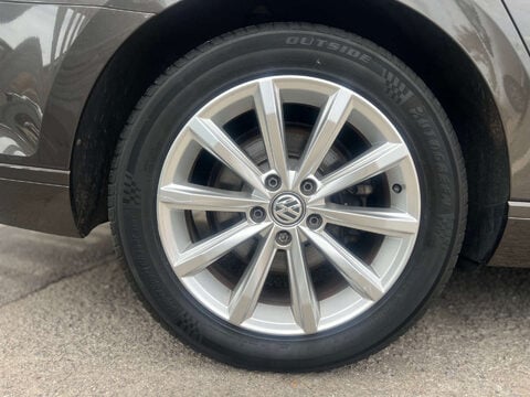 Volkswagen Passat 2.0 Passat SE Business TDI BlueMotion Technology 4dr 64