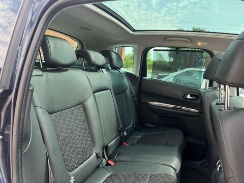 Peugeot 3008 1.6 3008 Allure Blue HDi S/S Auto 5dr 21