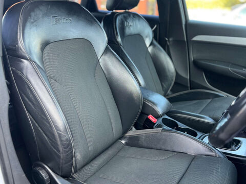 Audi Q3 2.0 Q3 S Line TDI 5dr 36