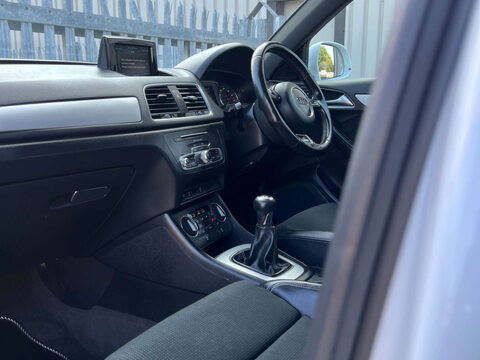 Audi Q3 2.0 Q3 S Line TDI 5dr 28