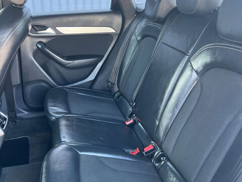 Audi Q3 2.0 Q3 S Line TDI 5dr 26