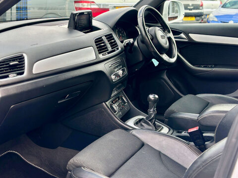 Audi Q3 2.0 Q3 S Line TDI 5dr 54