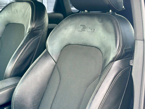 Audi Q3 2.0 Q3 S Line TDI 5dr 9