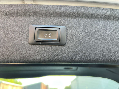Audi Q3 2.0 Q3 S Line TDI 5dr 19