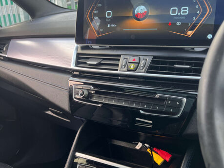 BMW 2 Series 2.0 220D xDrive M Sport Auto 4WD 5dr 1