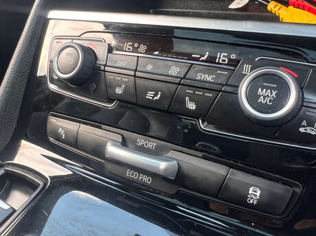 BMW 2 Series 2.0 220D xDrive M Sport Auto 4WD 5dr 4