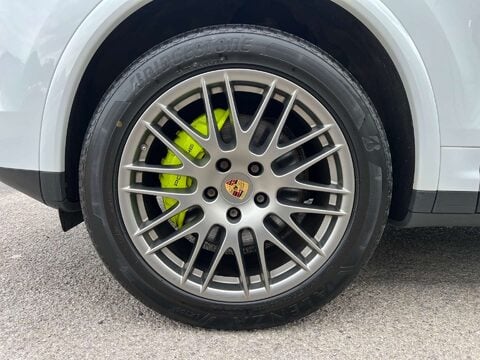 Porsche Cayenne 3.0 V6 E-Hybrid S Platinum Edition SUV 5dr Petrol Plug-in Hybrid TiptronicS 56