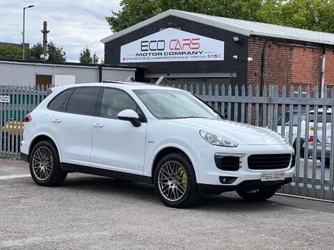 Porsche Cayenne 3.0 V6 E-Hybrid S Platinum Edition SUV 5dr Petrol Plug-in Hybrid TiptronicS 1