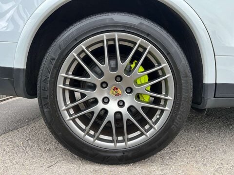 Porsche Cayenne 3.0 V6 E-Hybrid S Platinum Edition SUV 5dr Petrol Plug-in Hybrid TiptronicS 55
