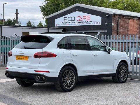 Porsche Cayenne 3.0 V6 E-Hybrid S Platinum Edition SUV 5dr Petrol Plug-in Hybrid TiptronicS 17