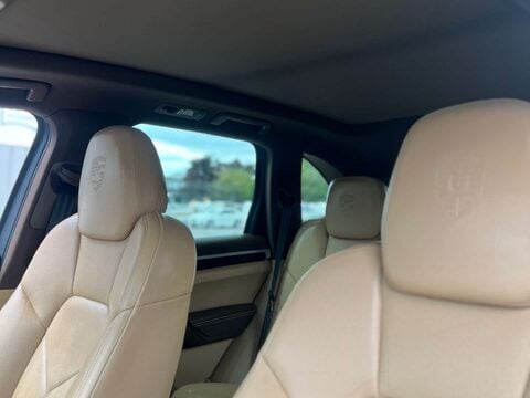 Porsche Cayenne 3.0 V6 E-Hybrid S Platinum Edition SUV 5dr Petrol Plug-in Hybrid TiptronicS 48
