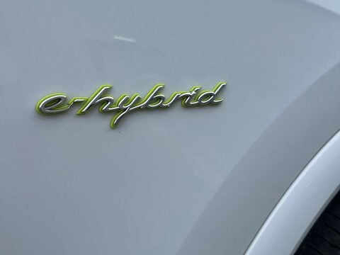 Porsche Cayenne 3.0 V6 E-Hybrid S Platinum Edition SUV 5dr Petrol Plug-in Hybrid TiptronicS 46