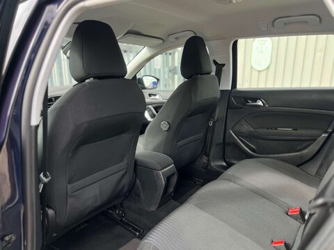 Peugeot 308 1.6 308 Active SW Blue HDi S/S Auto 5dr 23