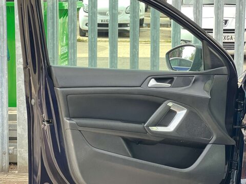 Peugeot 308 1.6 308 Active SW Blue HDi S/S Auto 5dr 38