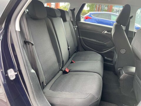 Peugeot 308 1.6 308 Active SW Blue HDi S/S Auto 5dr 20