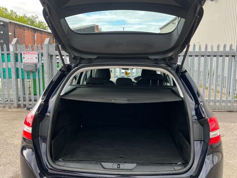 Peugeot 308 1.6 308 Active SW Blue HDi S/S Auto 5dr 36