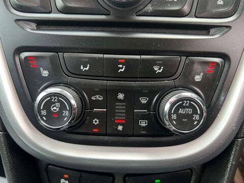 Vauxhall Mokka 1.7 Mokka SE CDTi S/S 5dr 33
