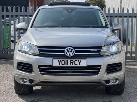 Volkswagen Touareg 3.0h TSI V6 Hybrid SUV 5dr Petrol Hybrid Tiptronic 4WD Euro 5 (s/s) (333 ps 3