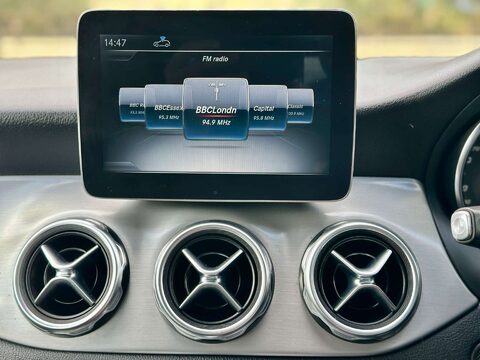 Mercedes-Benz GLA 2.1 GLA 220 AMG Line Premium+ D 4Matic Auto 4WD 5dr 59